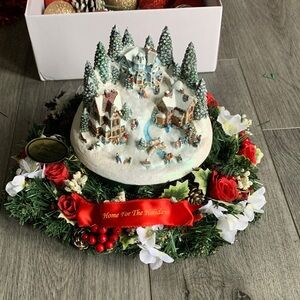 Thomas kinkade “village floral centerpiece” home for the holidays final price!